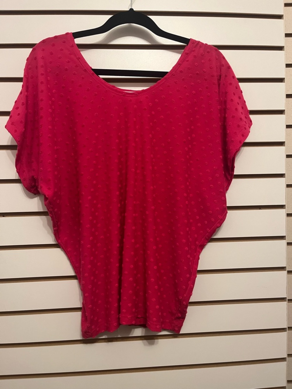 🧡 3/$15 Kim & Cami Bright Fuchsia Dot-Texture Scoop Neck Tunic